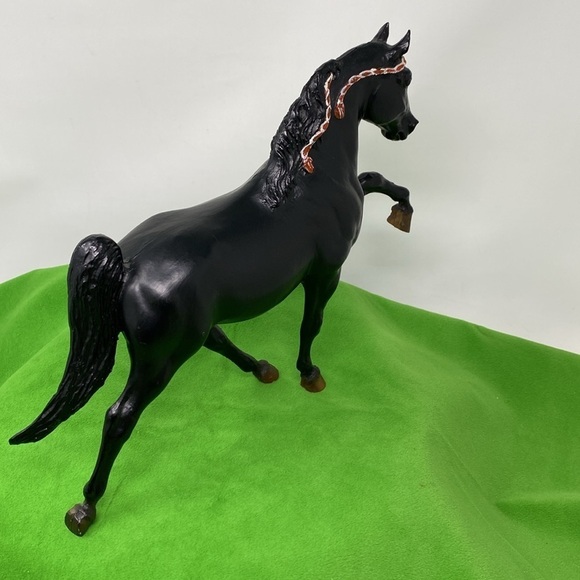 Breyer Traditional Midnight Sun Tennessee Walking Horse Red White Ribbon #60 - Picture 12 of 12